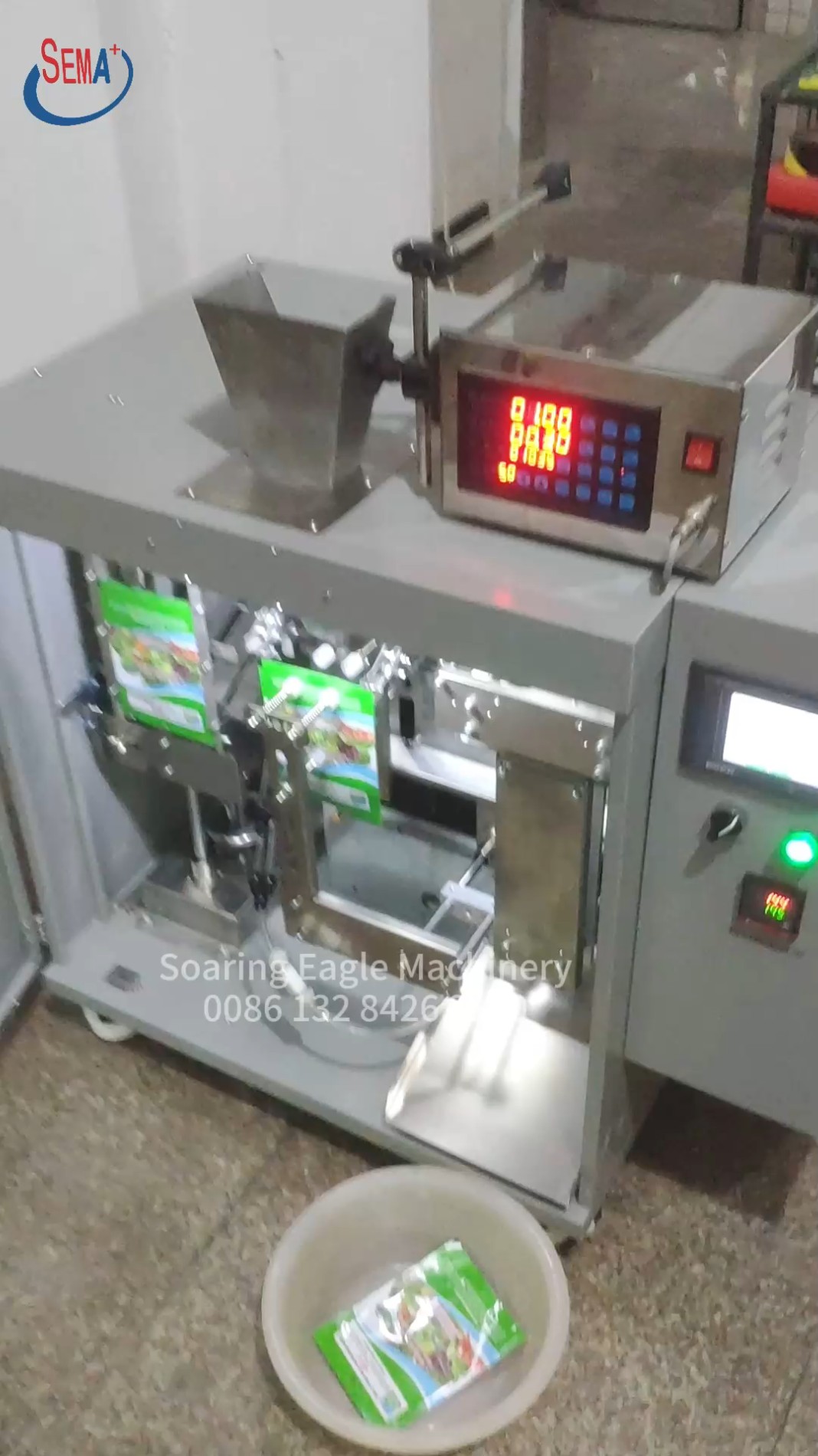 Automatic liquid soap pouch stand up pouch bag packing machine